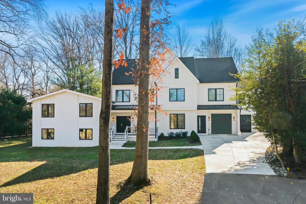 11624 DANVILLE DR