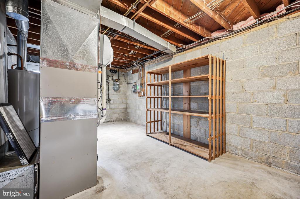 3 Lorraine Ct