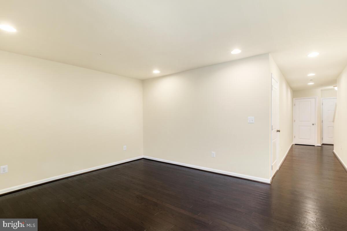 13205 Uffizi Ln
