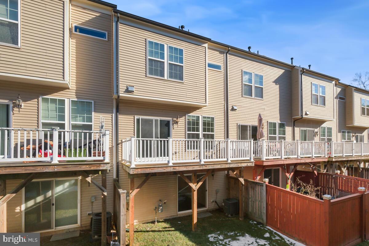 13205 Uffizi Ln