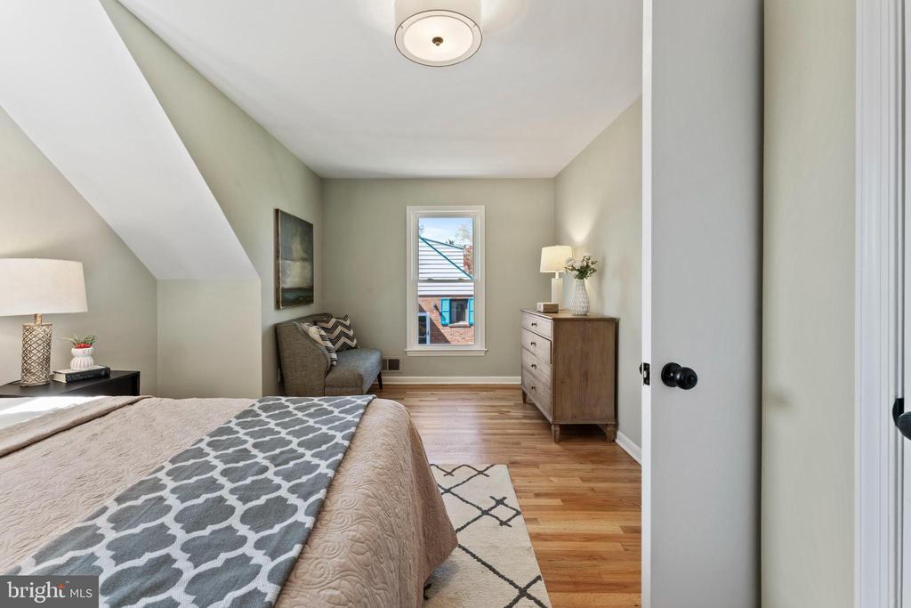 3 MELBOURNE AVENUE