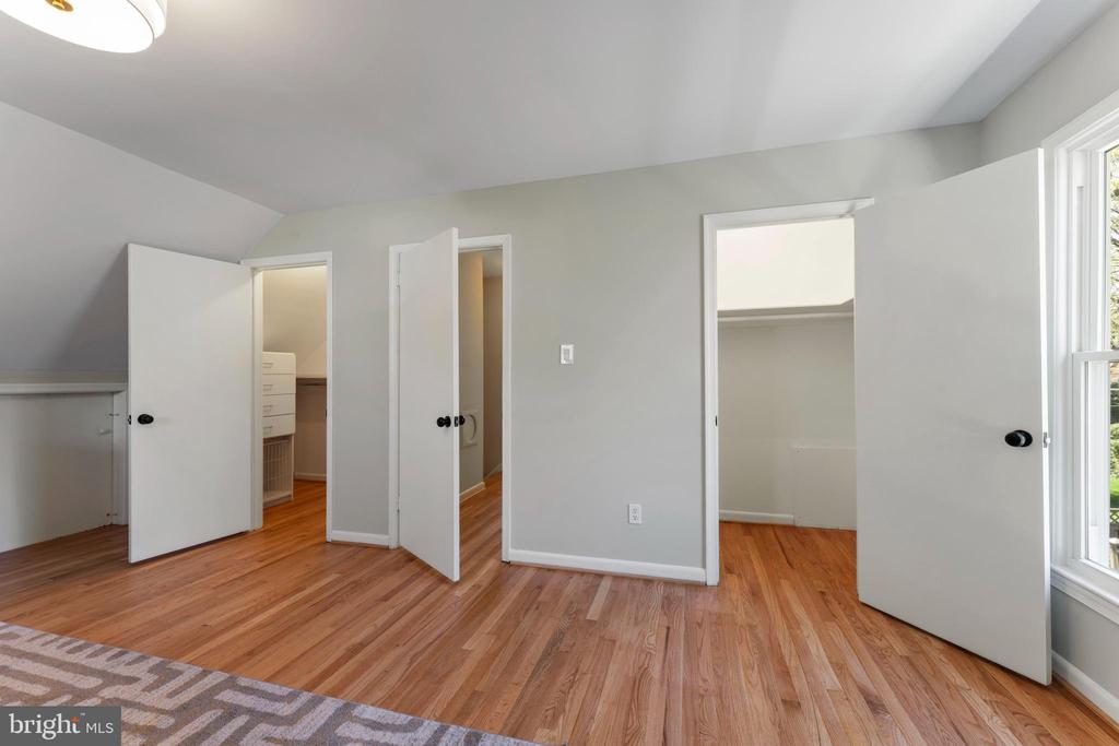 3 MELBOURNE AVENUE