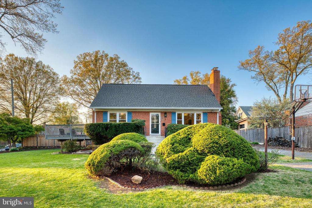 3 MELBOURNE AVENUE
