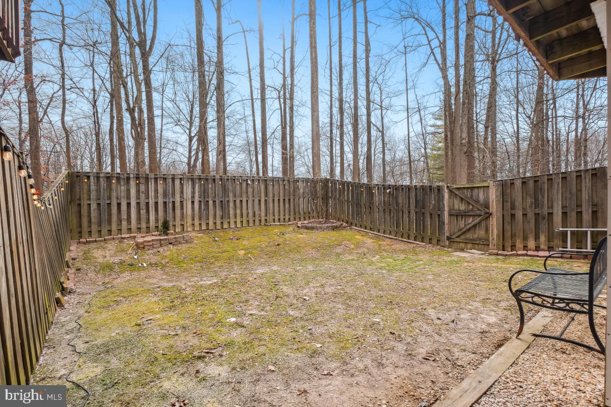1 Long Green Ct