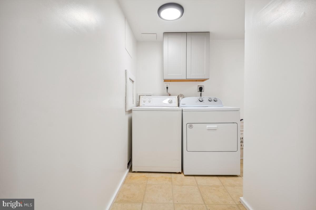 1 Long Green Ct