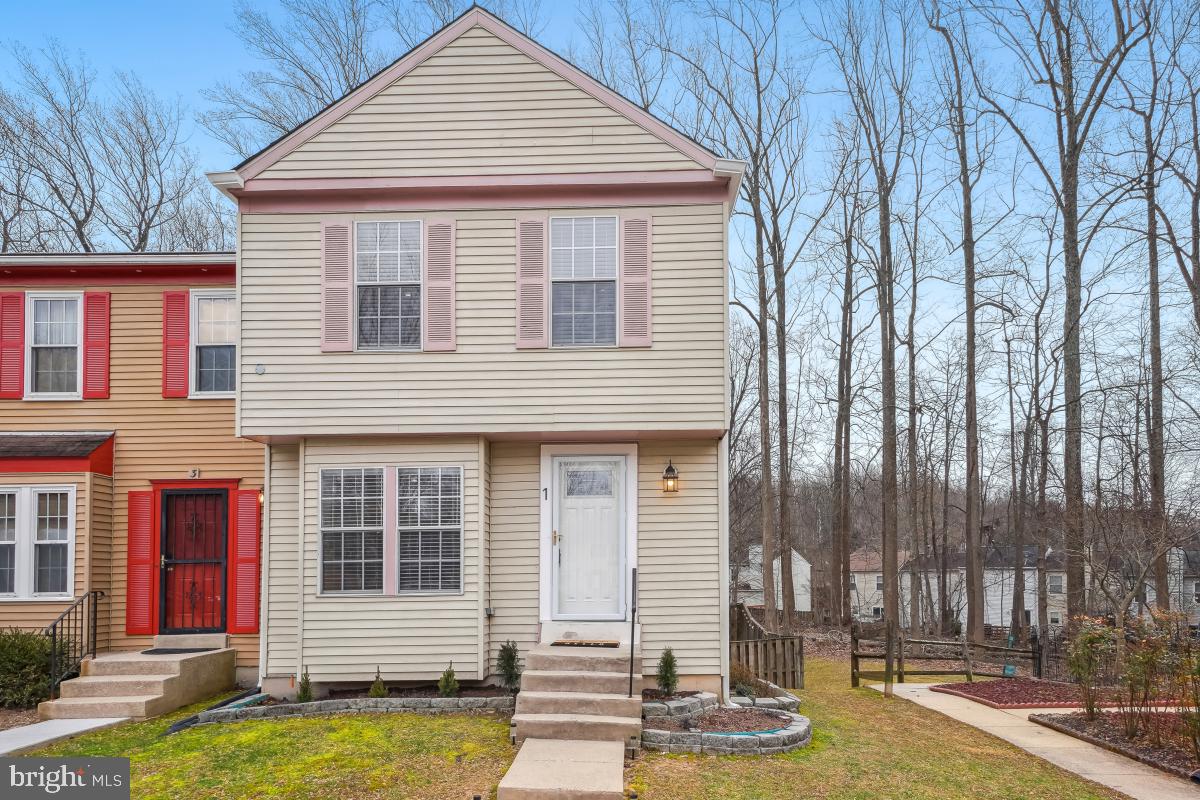 1 Long Green Ct