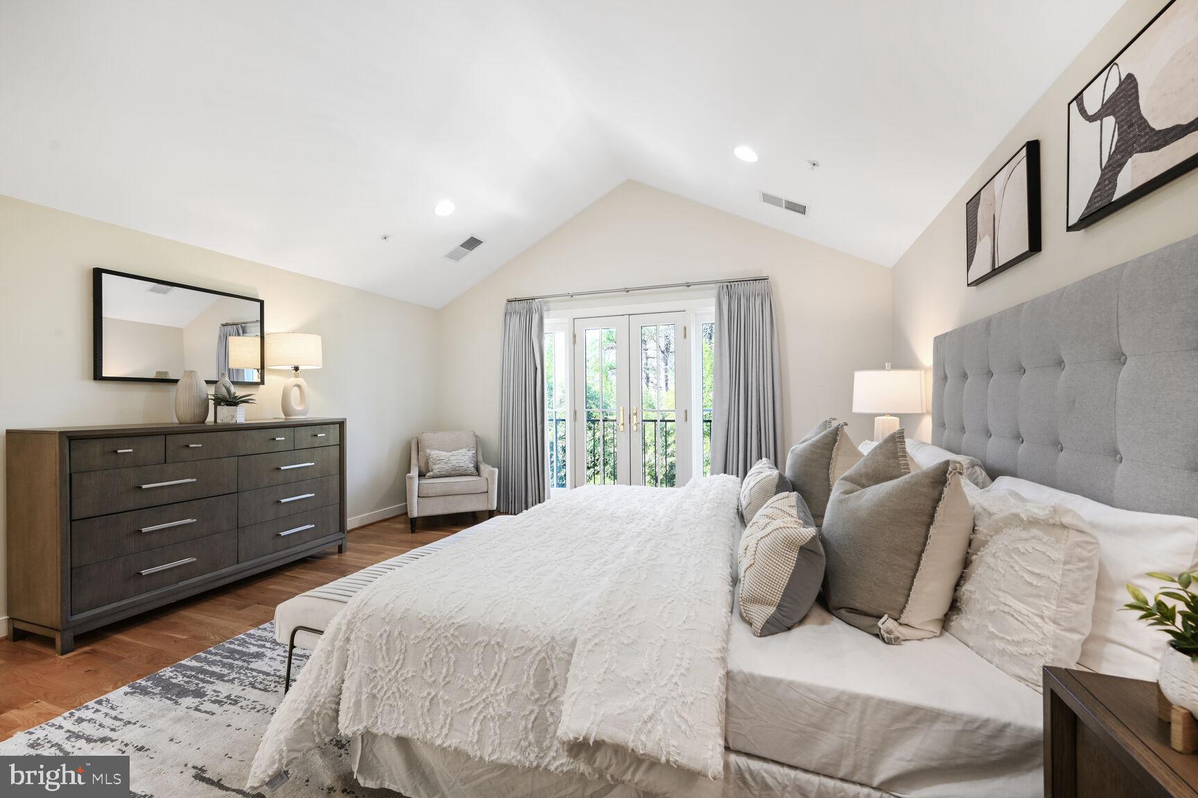 7318 DELFIELD STREET