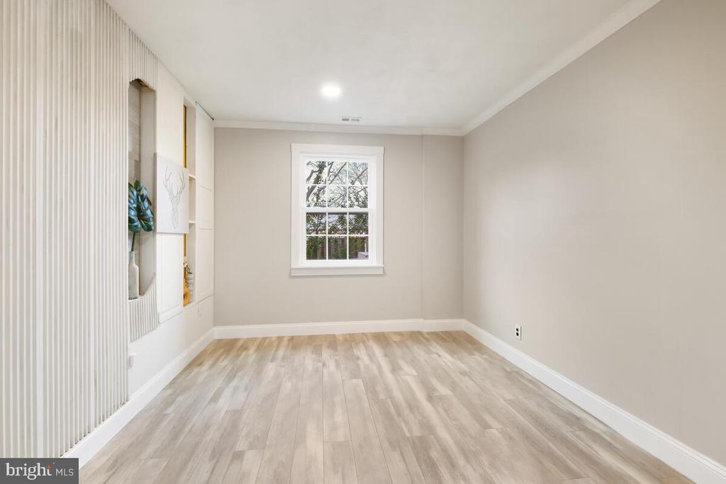 31 RYE COURT
