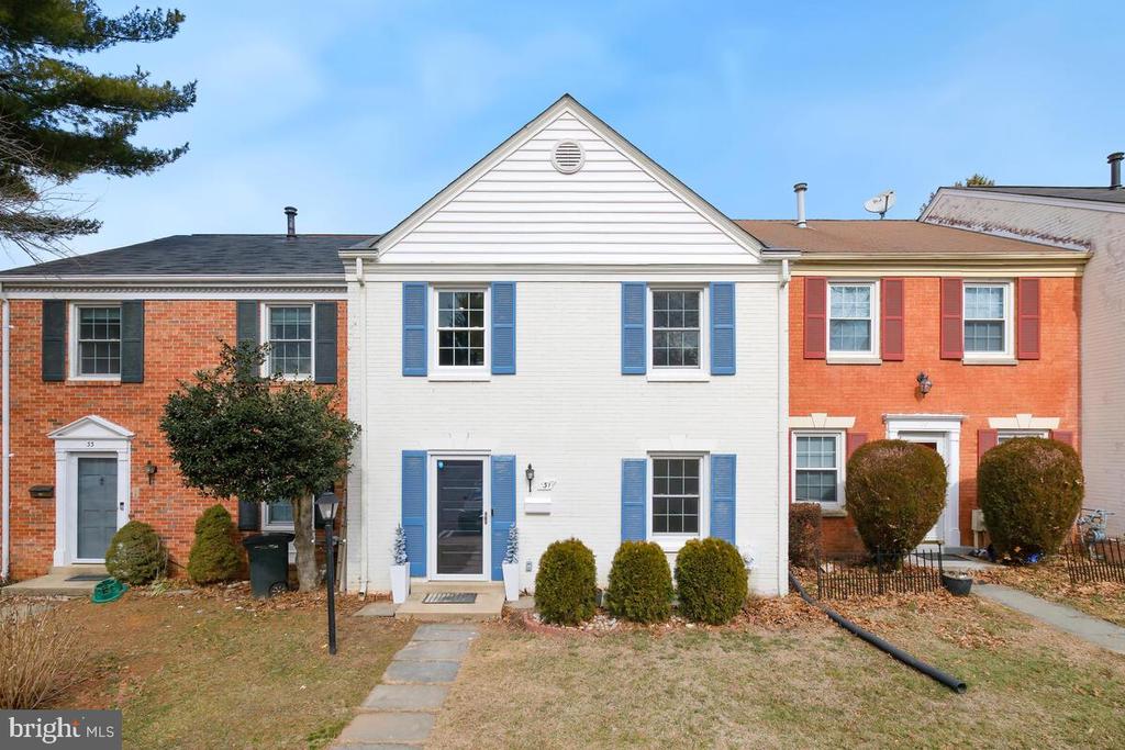 31 RYE COURT