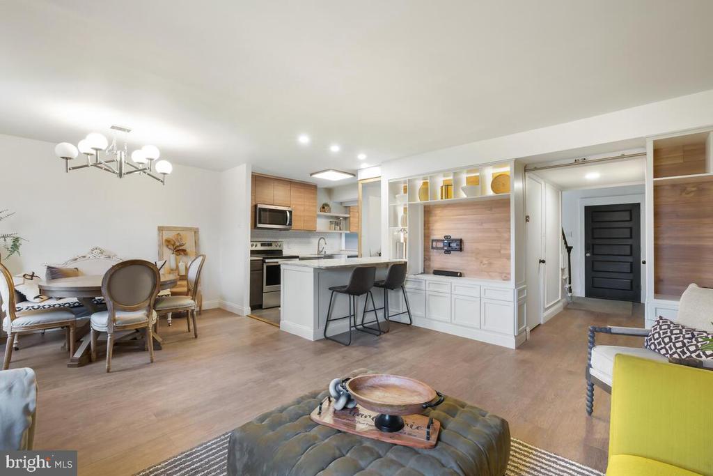 31 RYE COURT