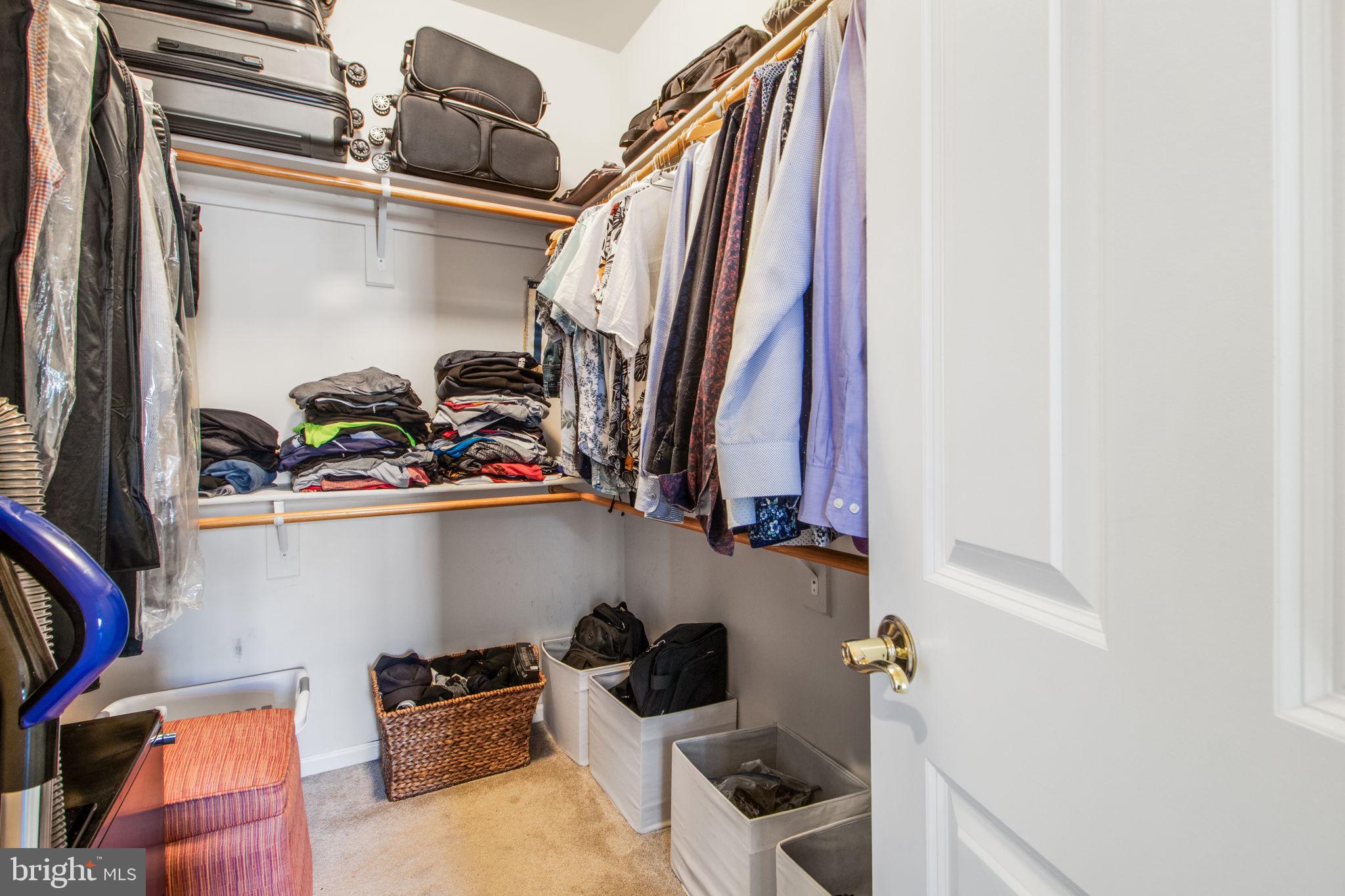 814 OAK KNOLL TERRACE