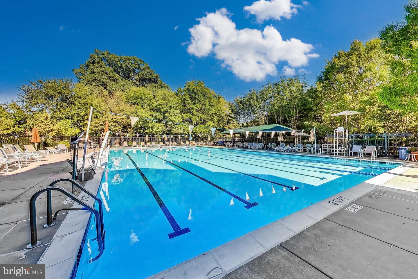 814 OAK KNOLL TERRACE