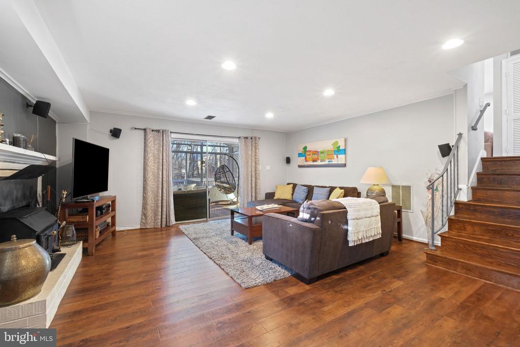 513 Bradford Dr