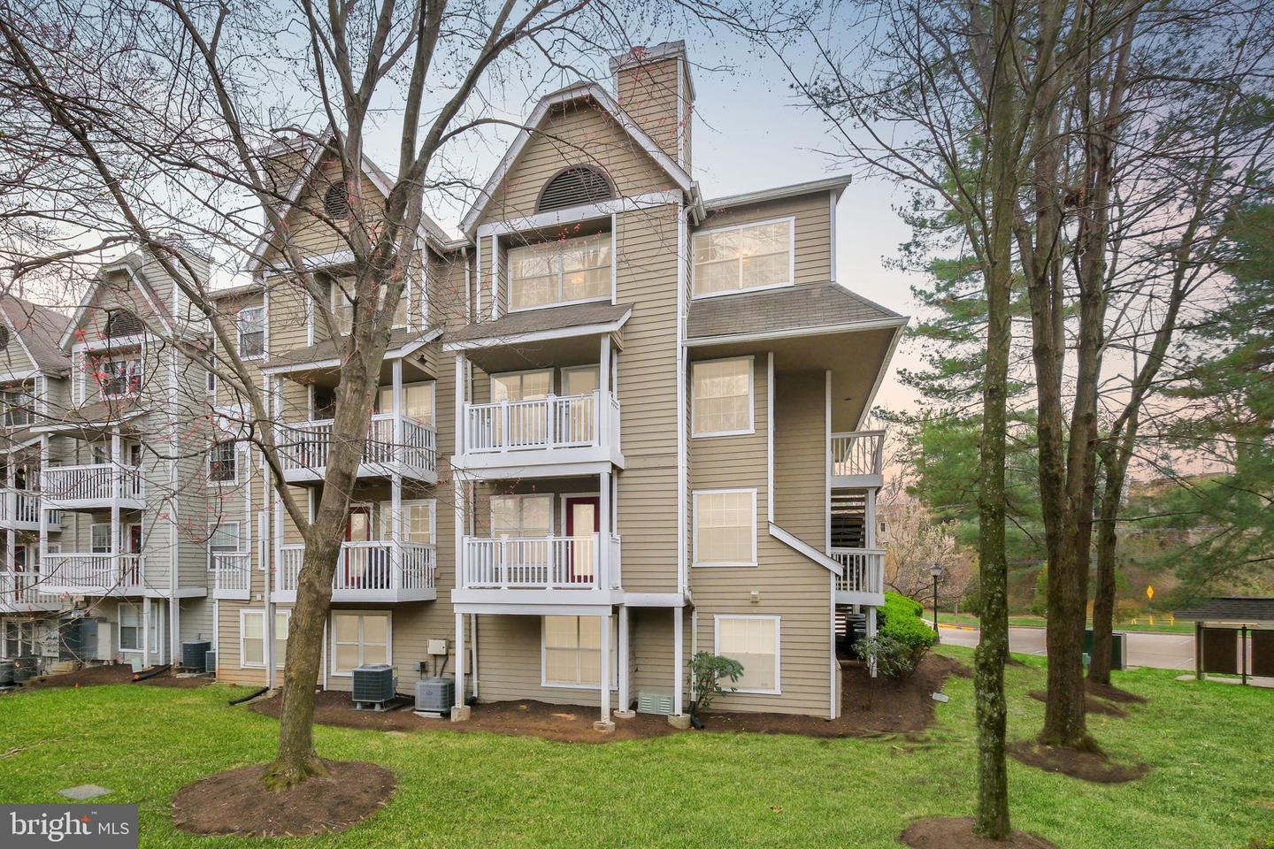 10717 Hampton Mill Ter #210/319