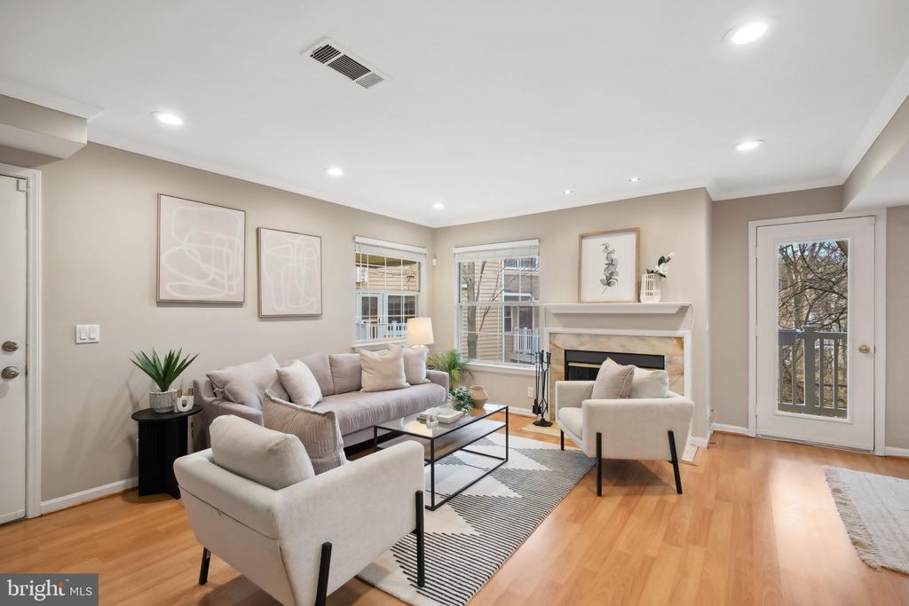 10717 Hampton Mill Ter #210/319