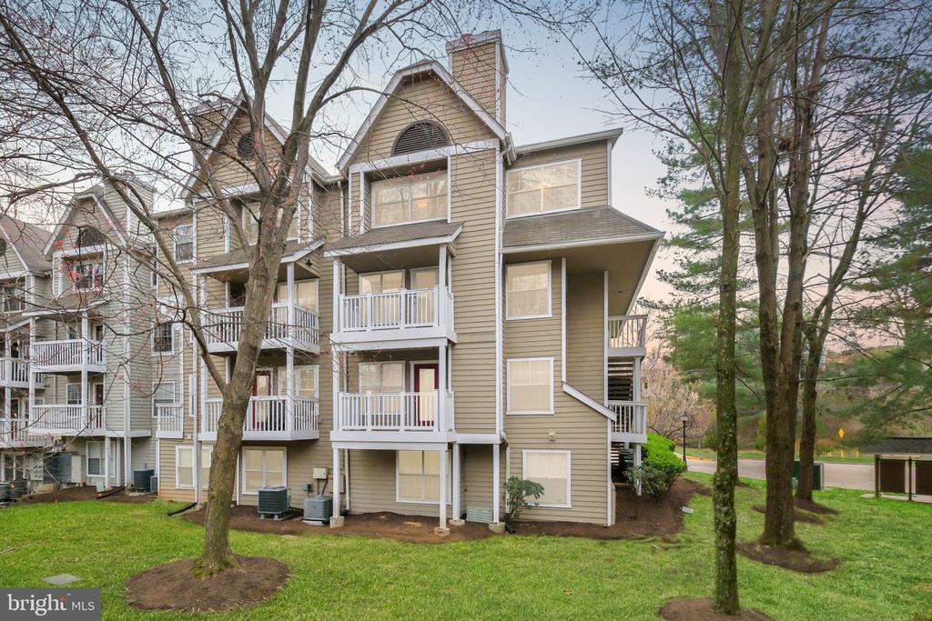 10717 Hampton Mill Ter #210/319