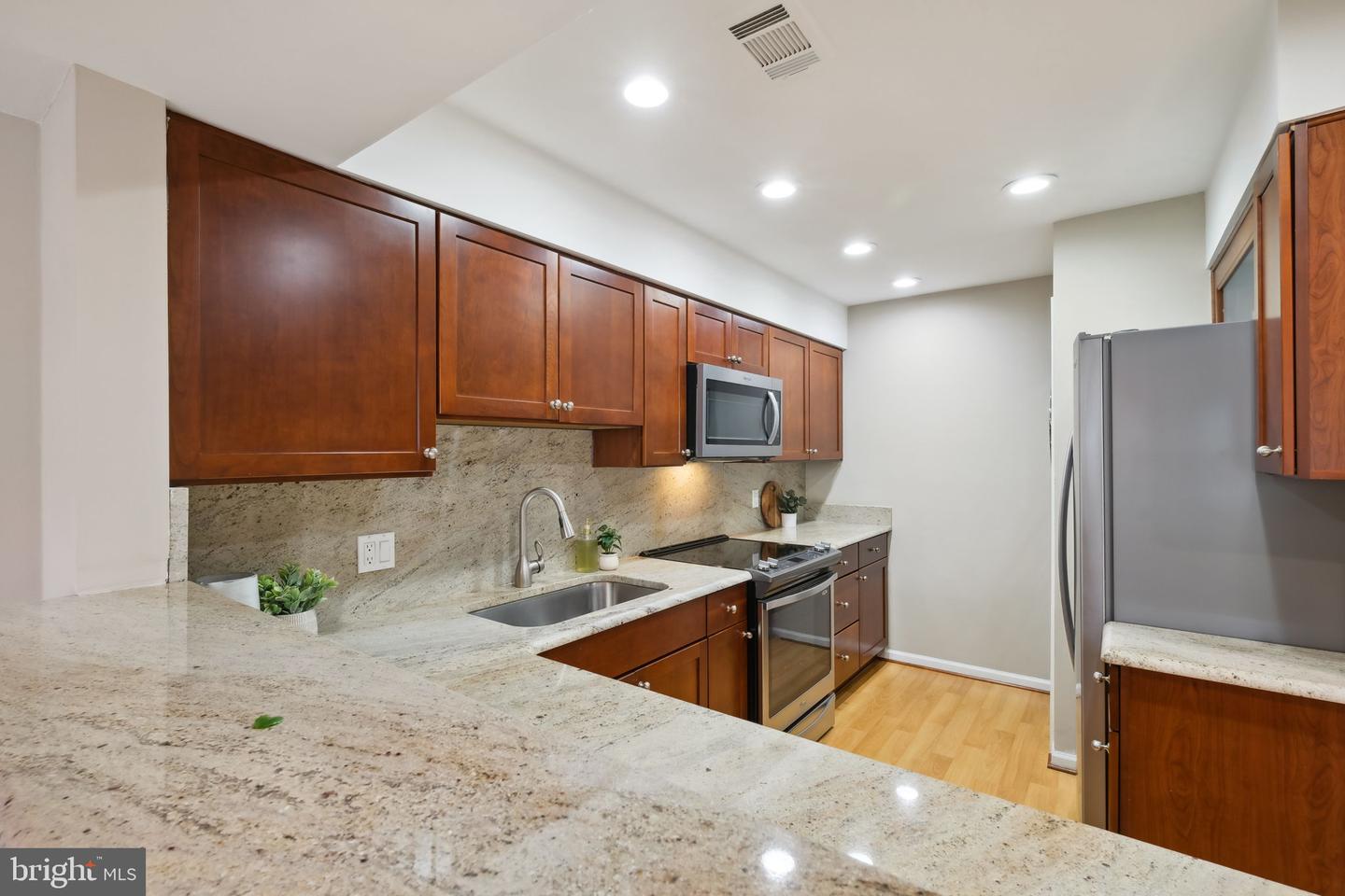 10717 Hampton Mill Ter #210/319