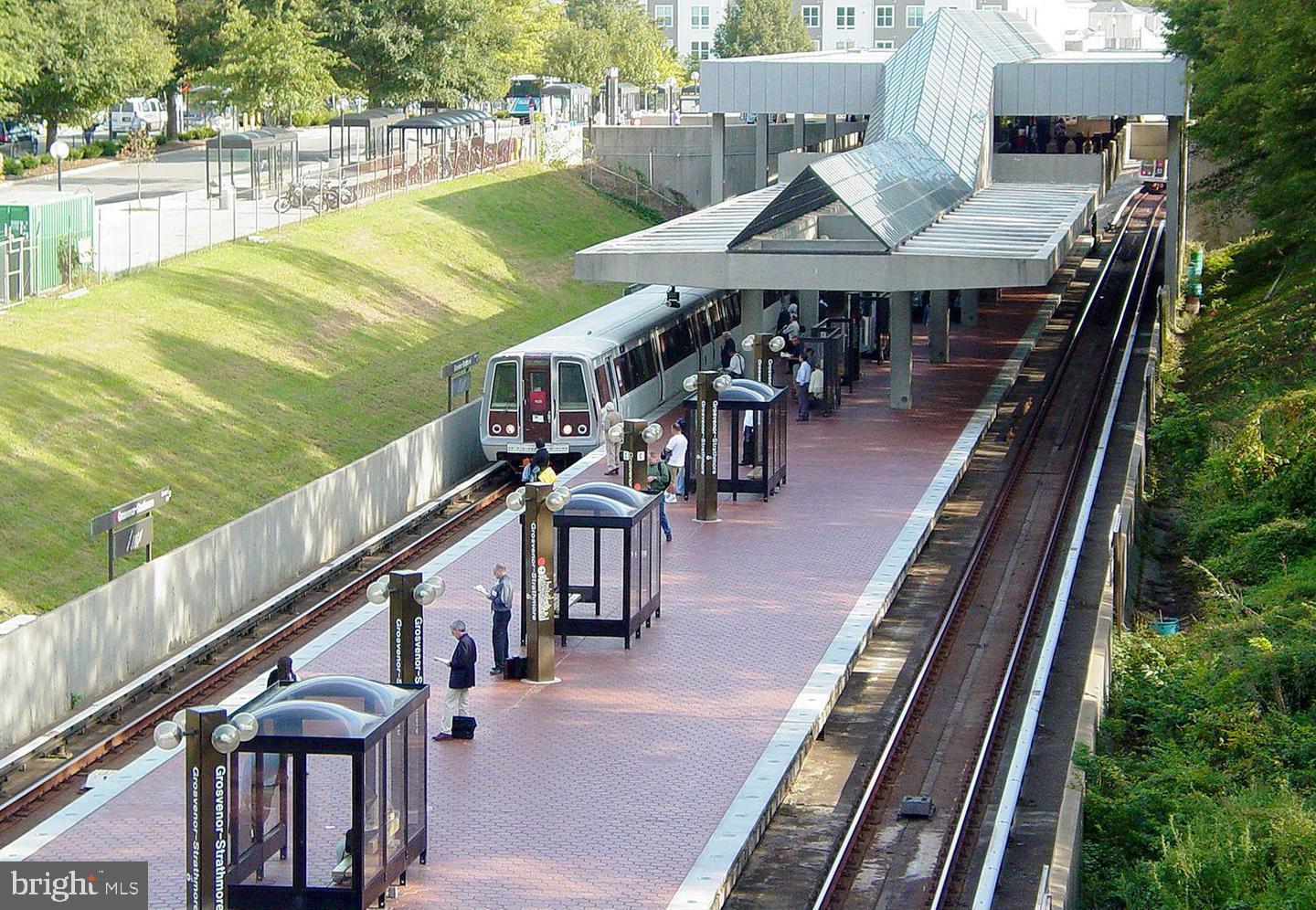 5916 BARBADOS PLACE 103