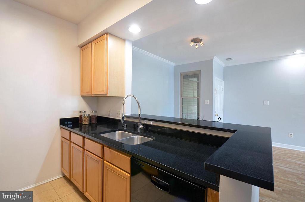 5916 BARBADOS PLACE 103