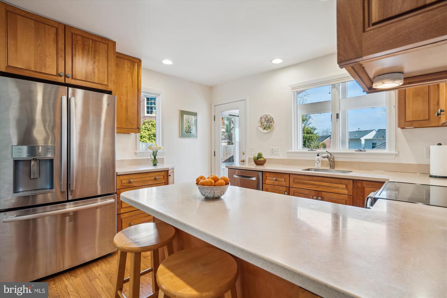 5218 Danbury Rd