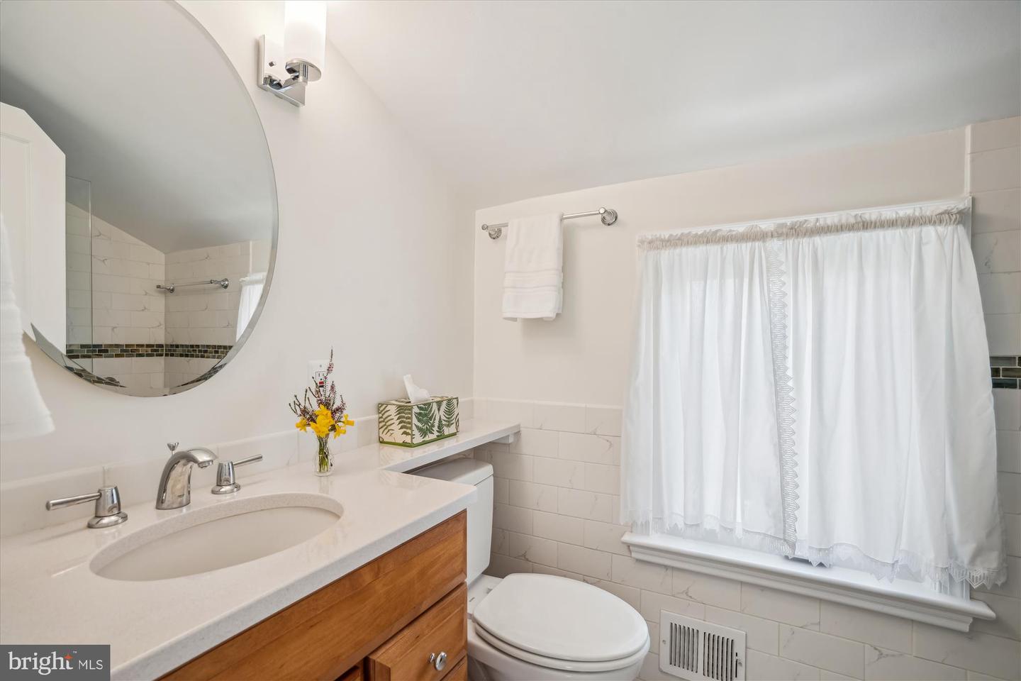 5218 Danbury Rd