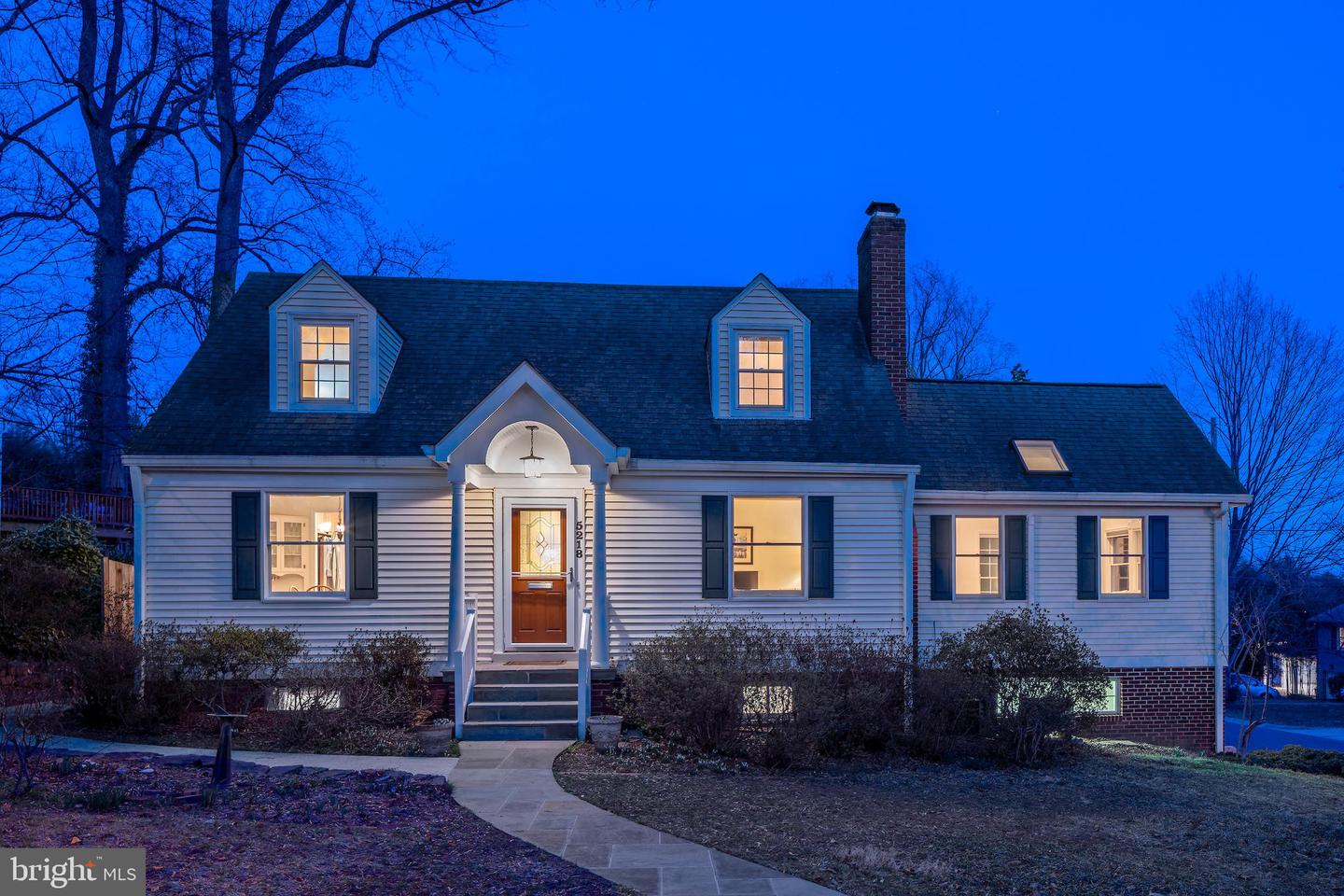 5218 Danbury Rd