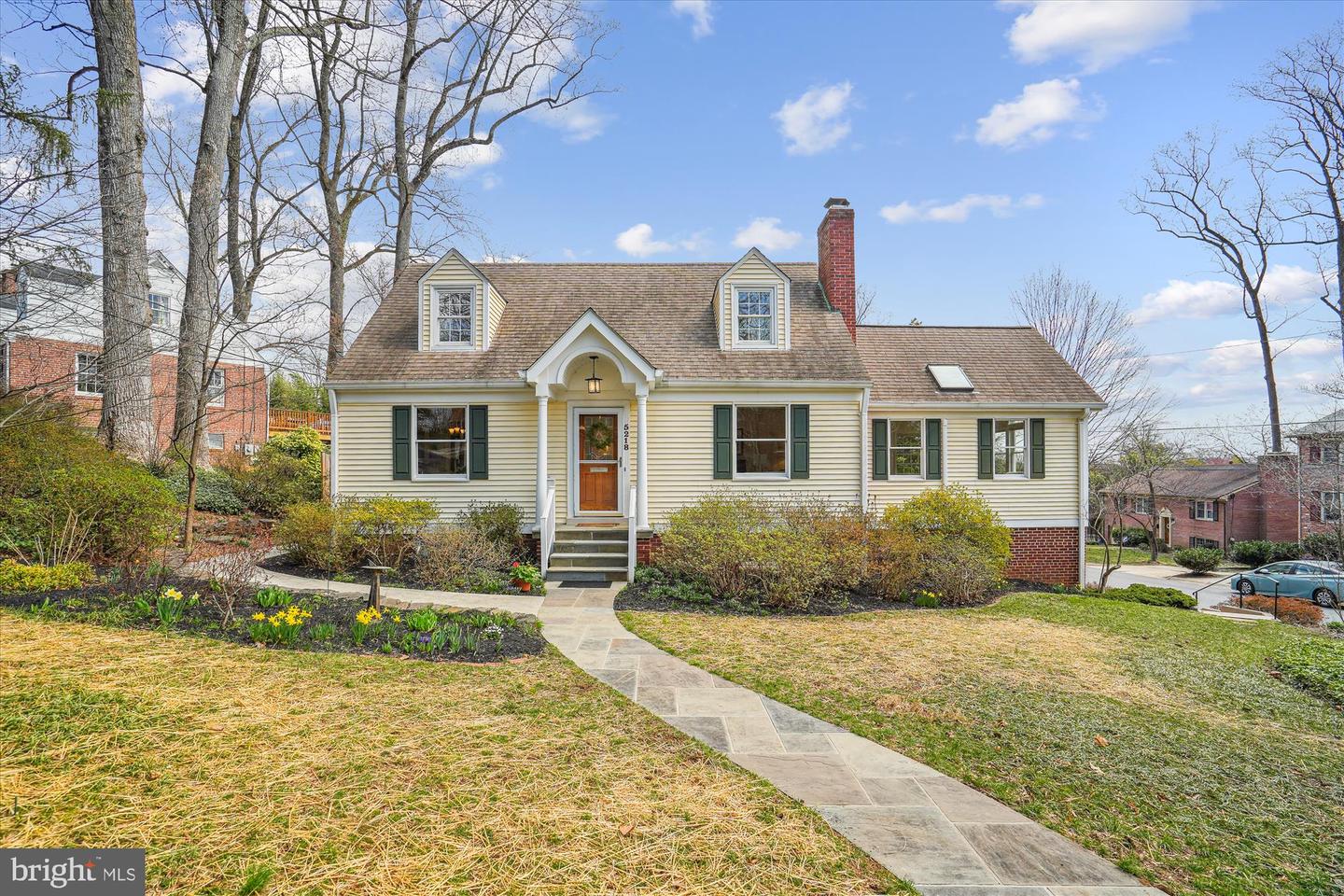 5218 Danbury Rd