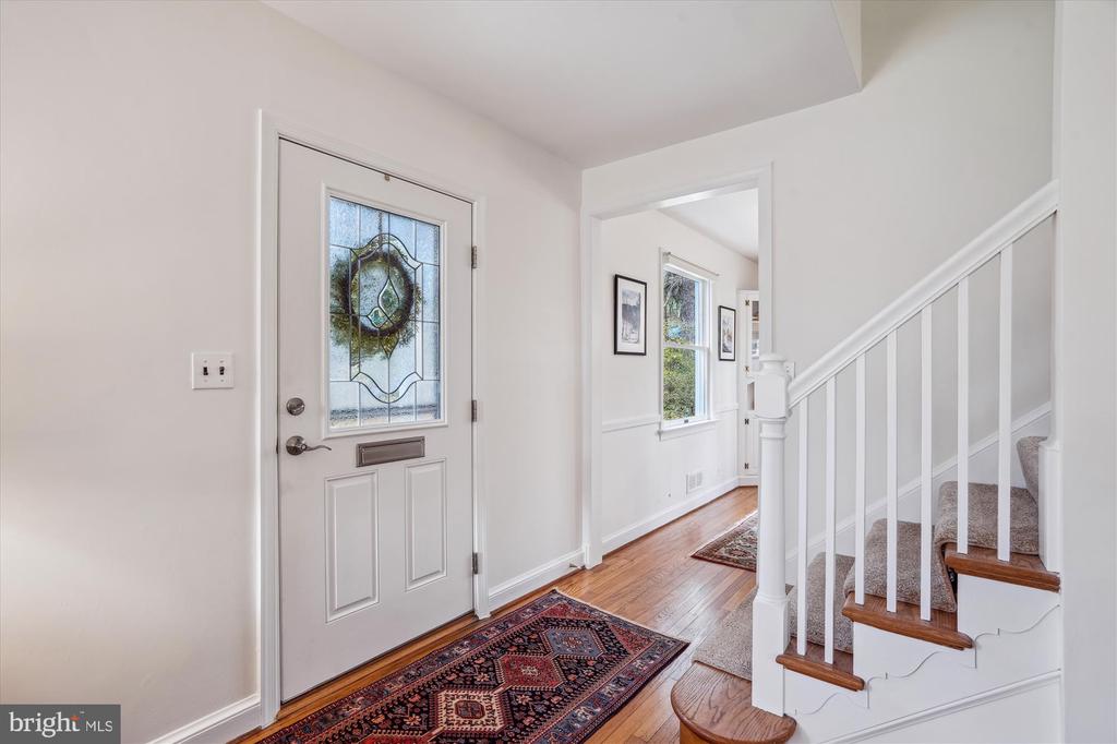 5218 Danbury Rd