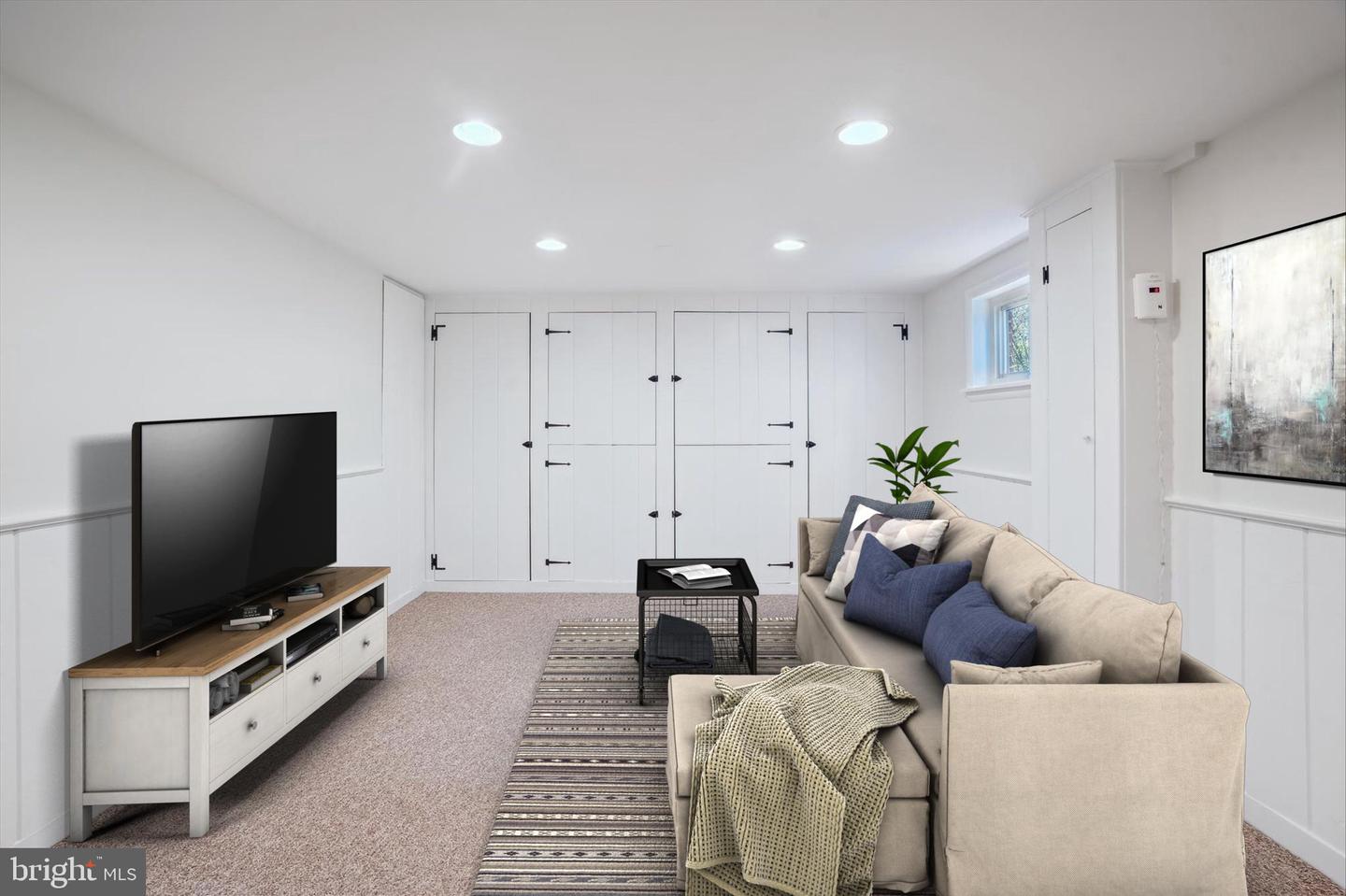 5218 Danbury Rd