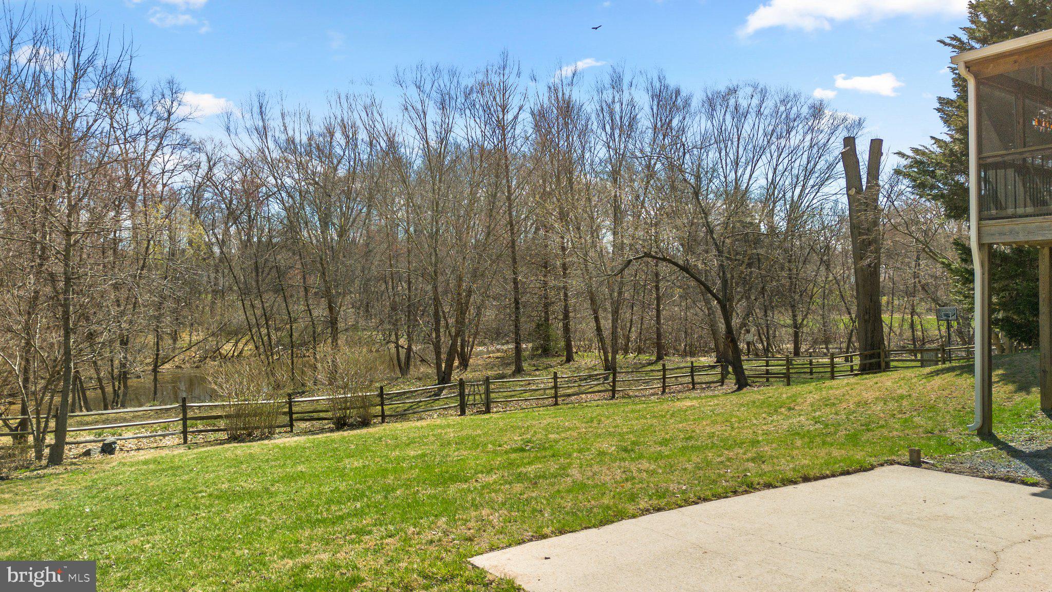 3428 Falling Green Rd