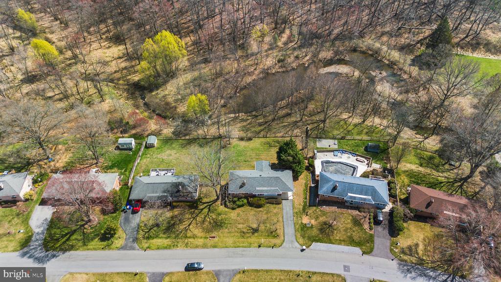 3428 Falling Green Rd