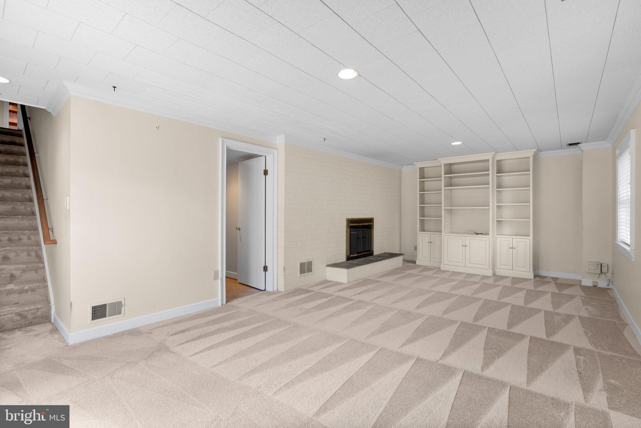 3428 Falling Green Rd