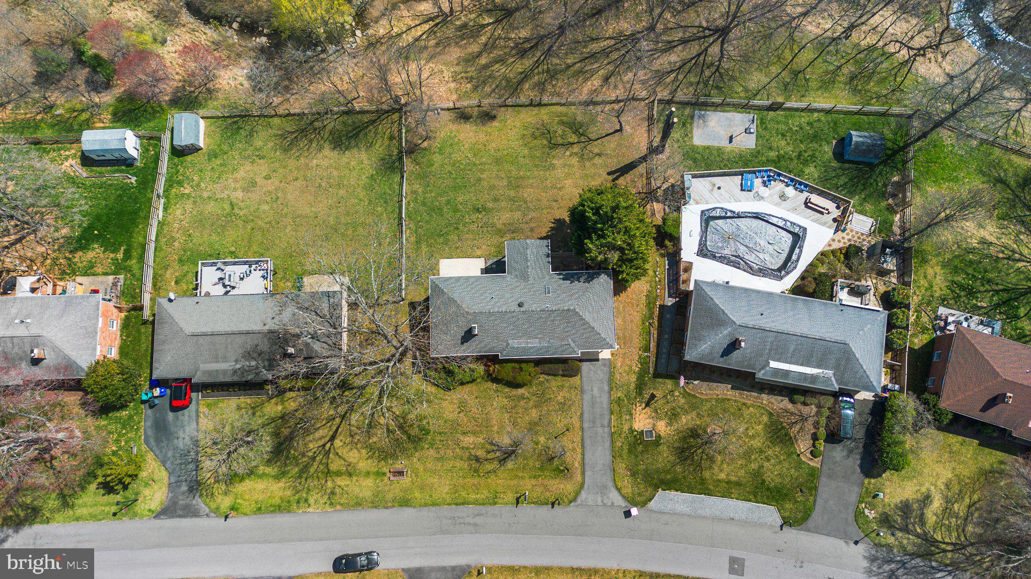 3428 Falling Green Rd