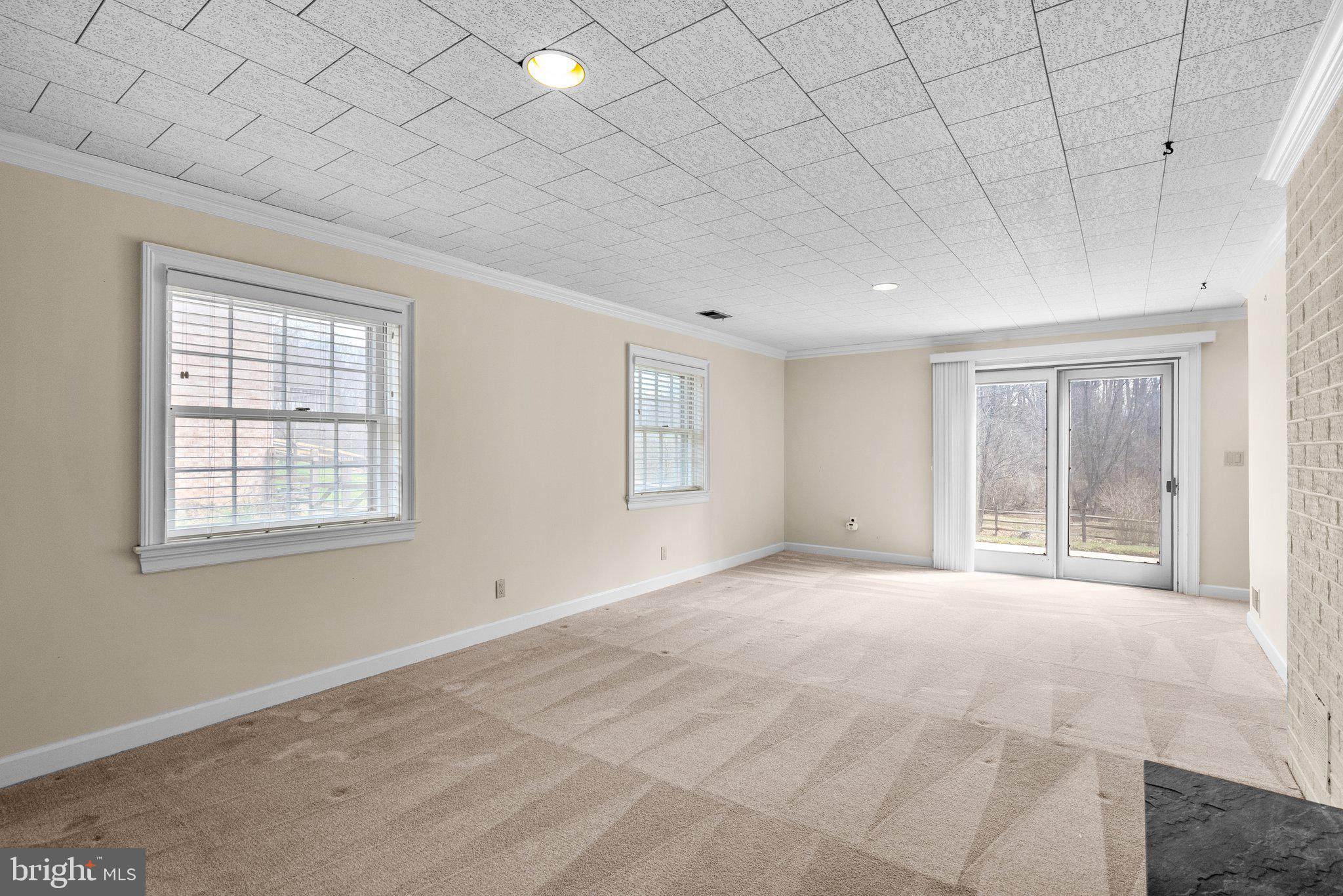 3428 Falling Green Rd