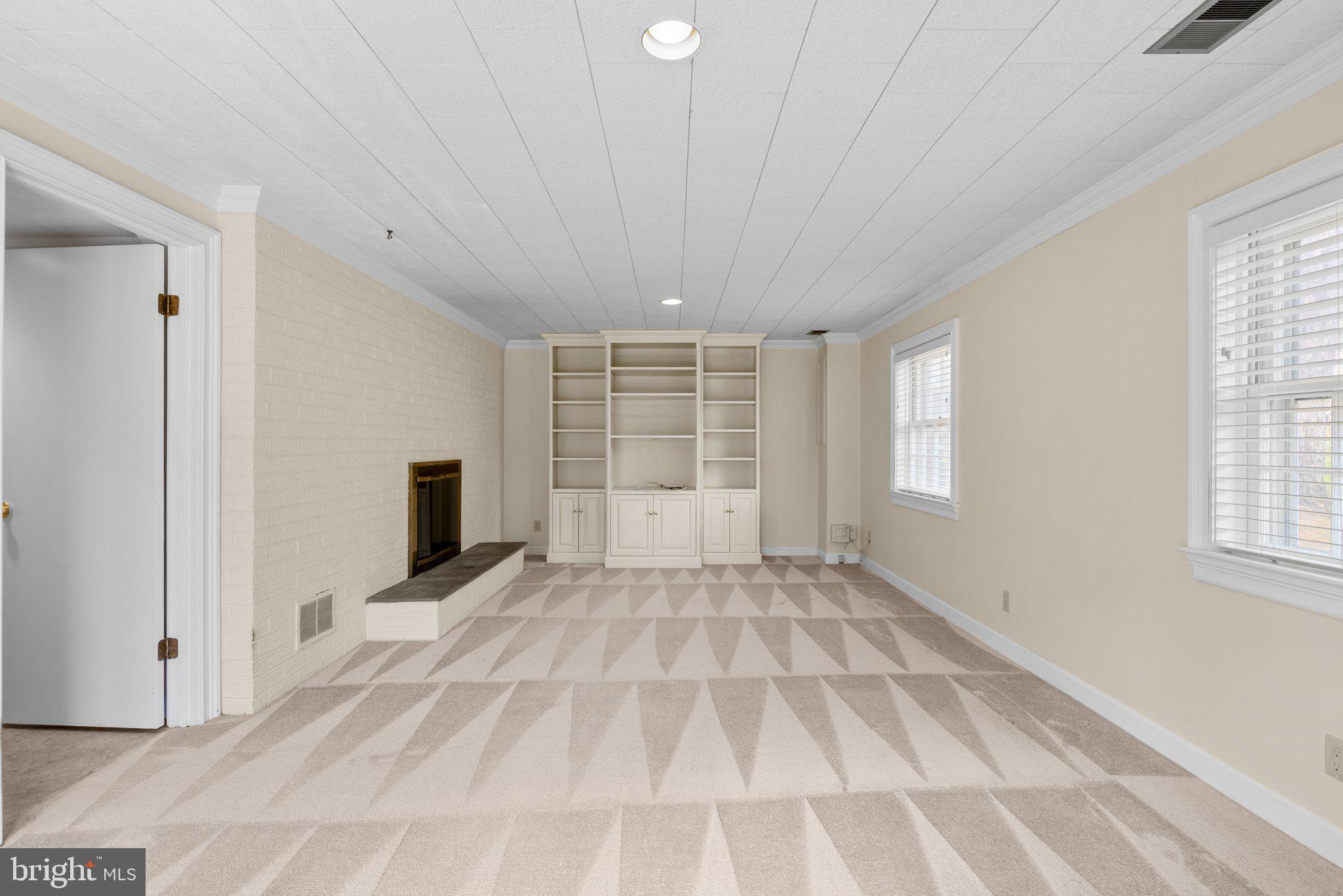 3428 Falling Green Rd