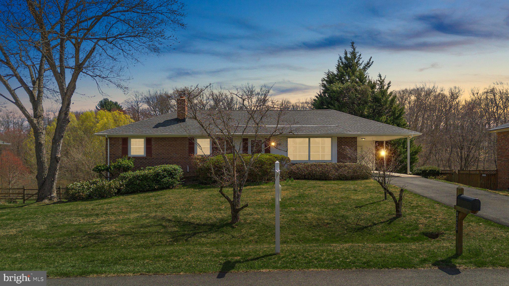 3428 Falling Green Rd