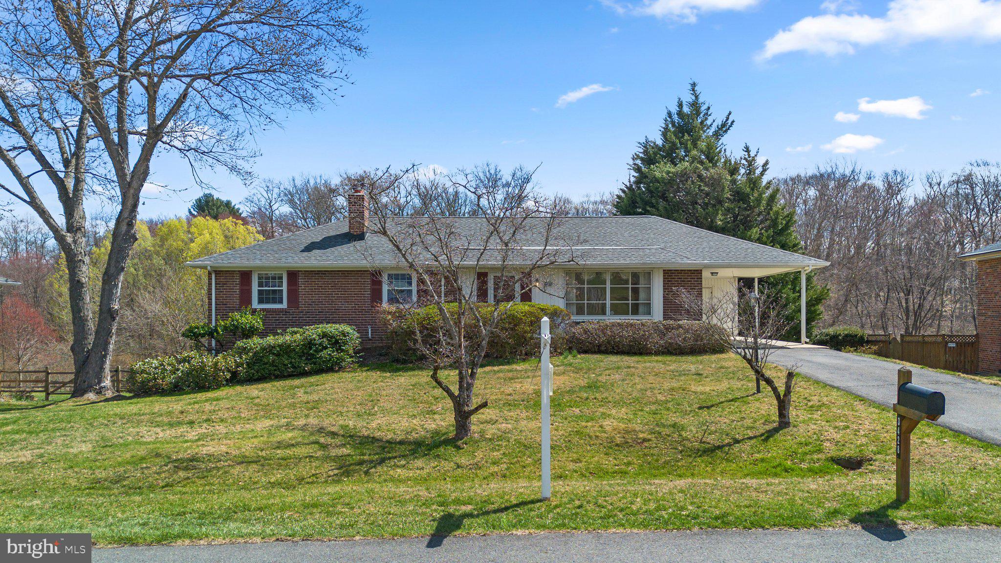 3428 Falling Green Rd