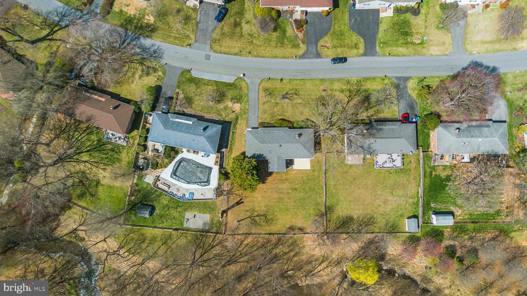 3428 Falling Green Rd
