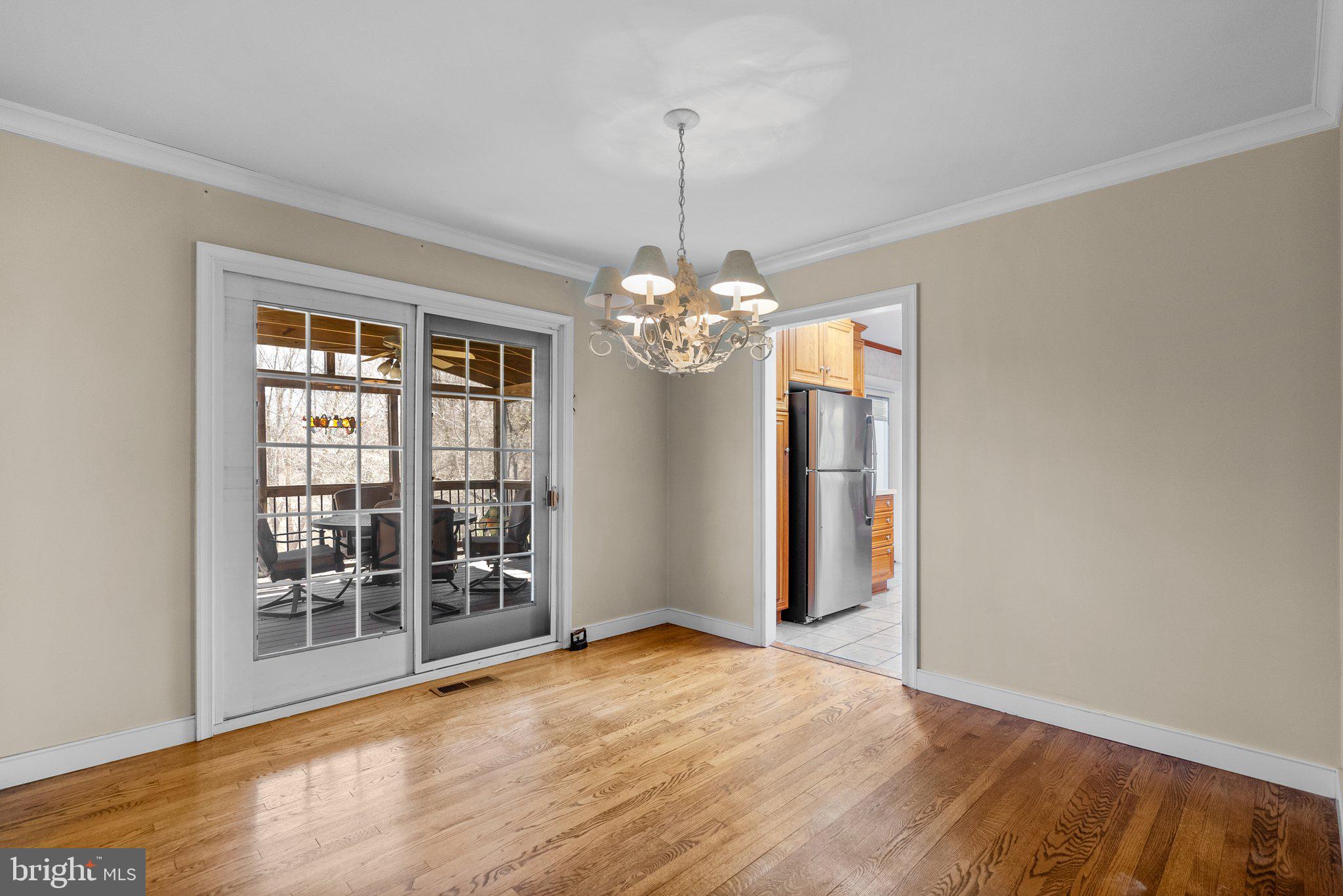 3428 Falling Green Rd