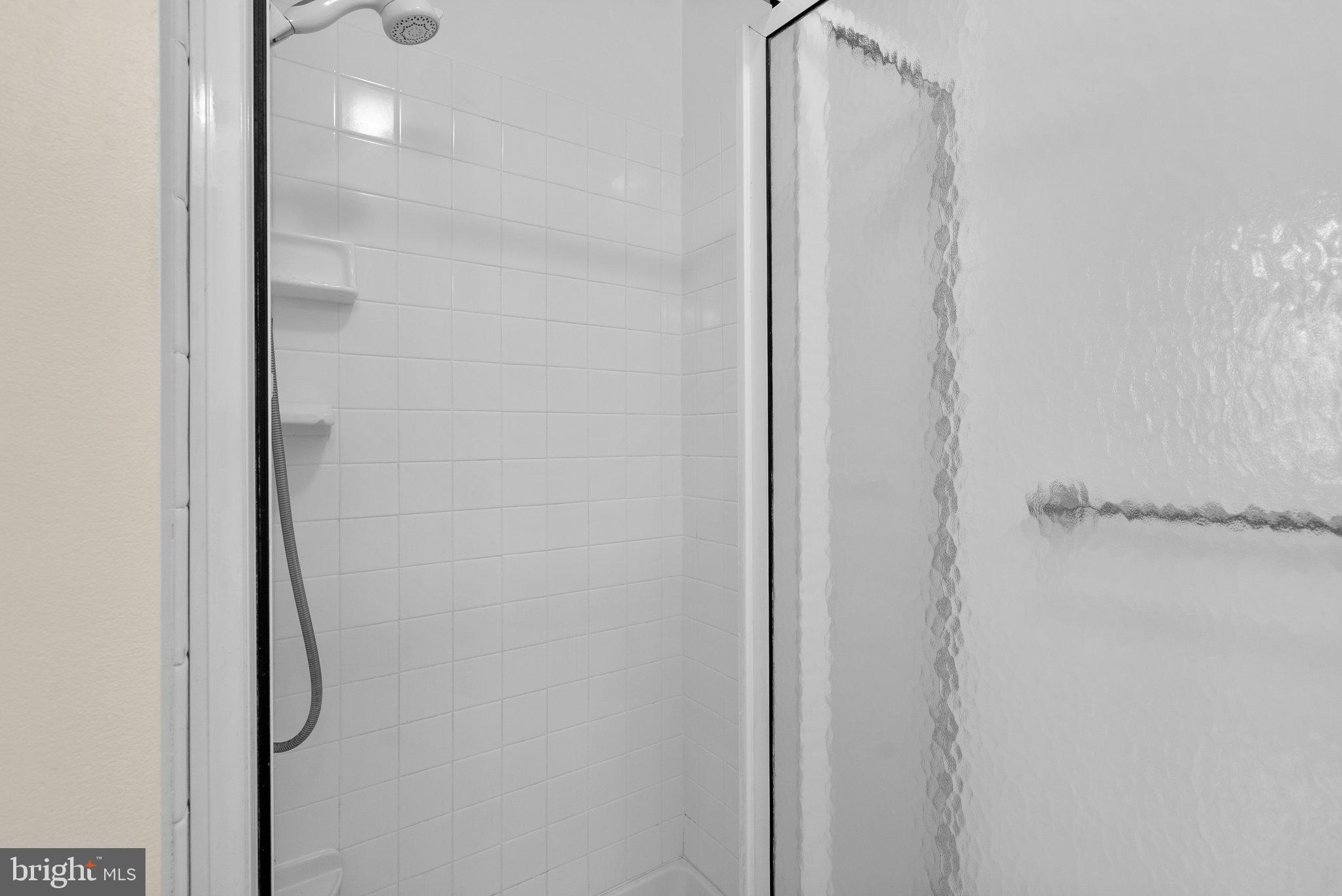 3428 Falling Green Rd