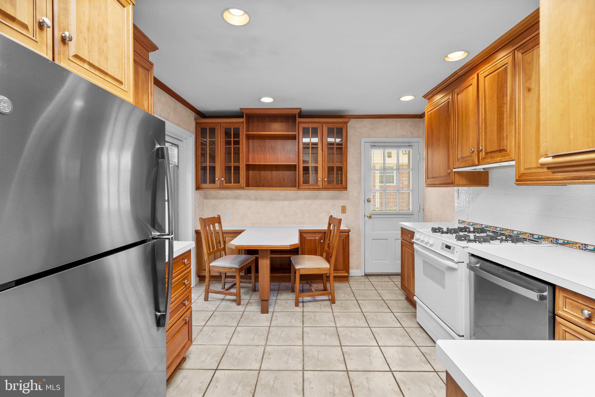 3428 Falling Green Rd