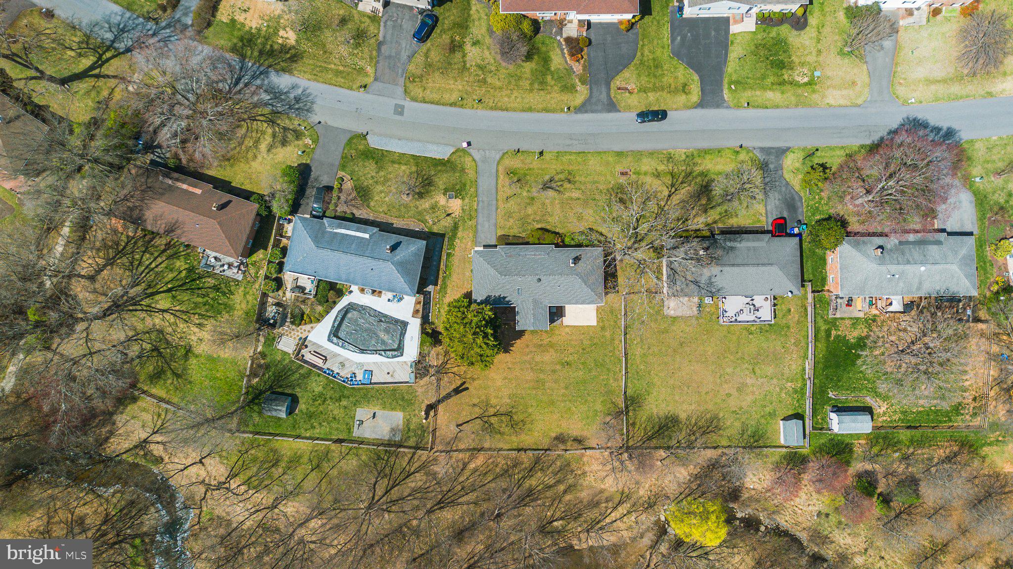 3428 Falling Green Rd