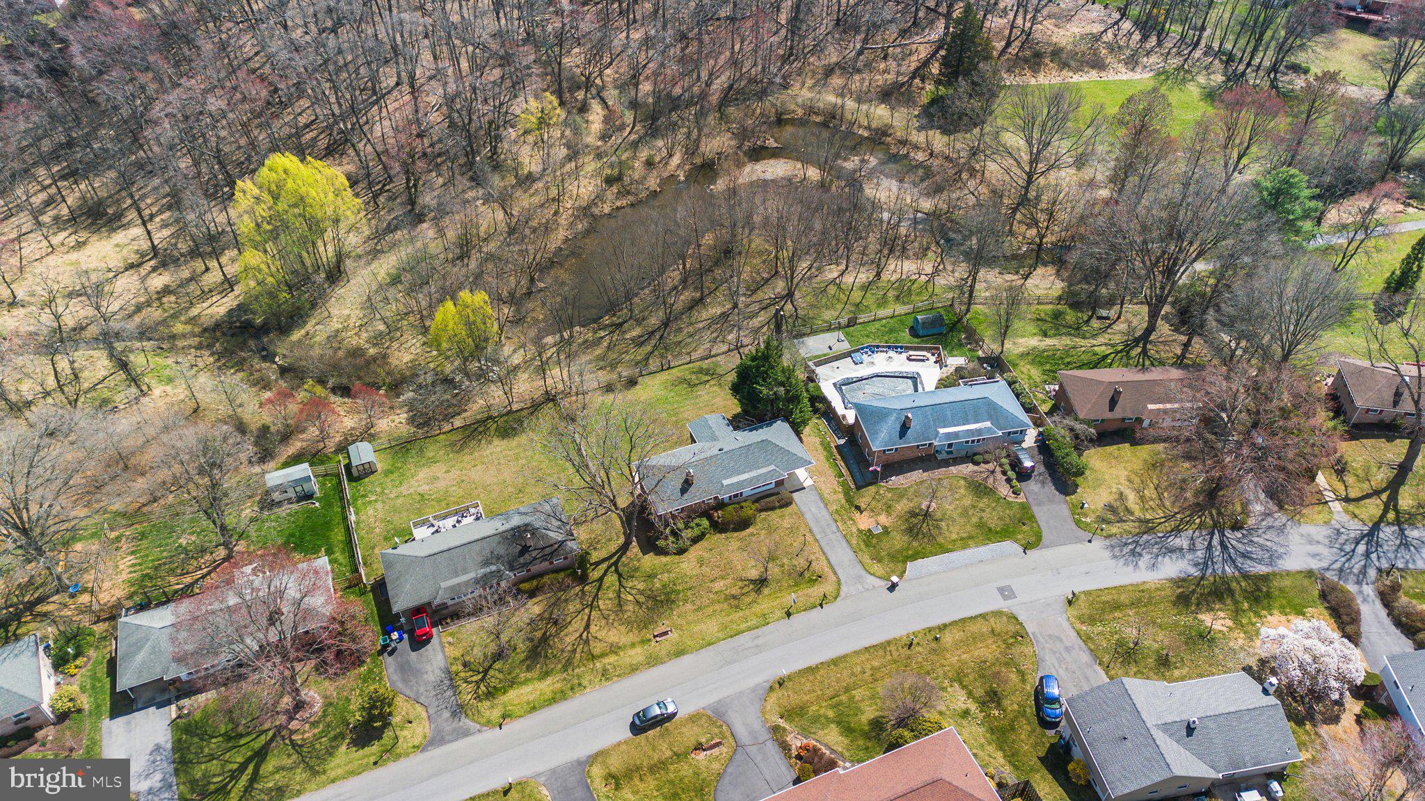 3428 Falling Green Rd