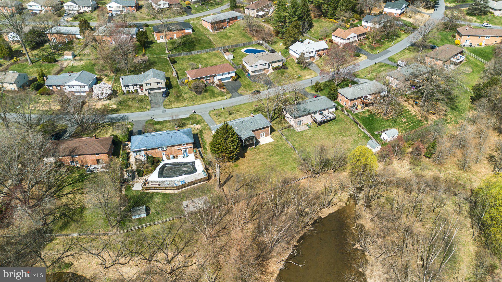 3428 Falling Green Rd