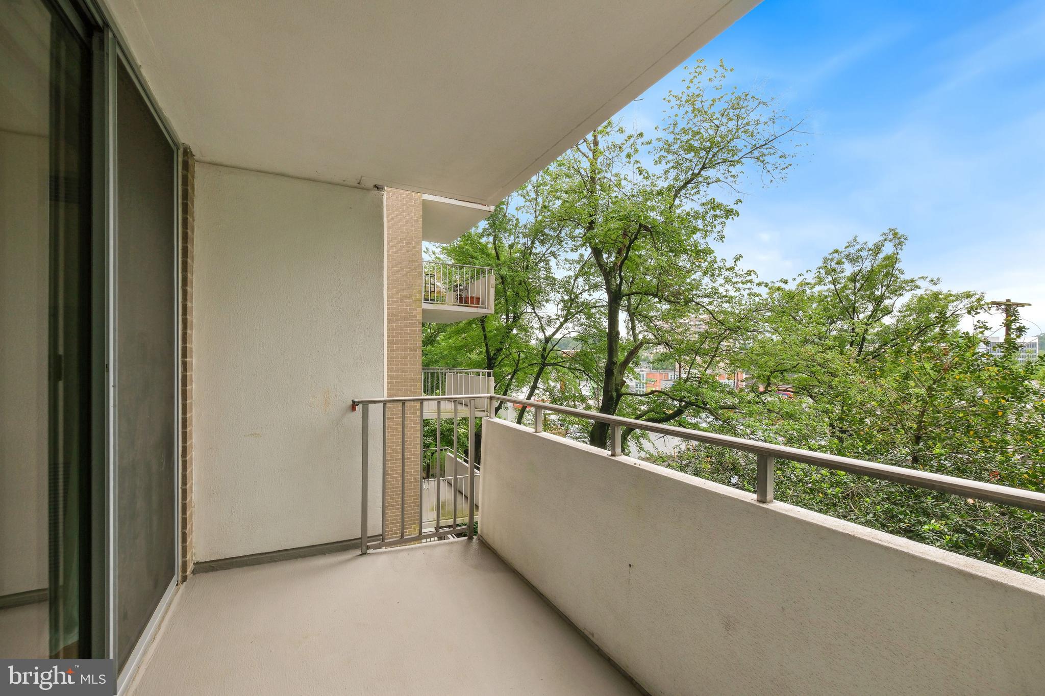 5101 River Rd #513