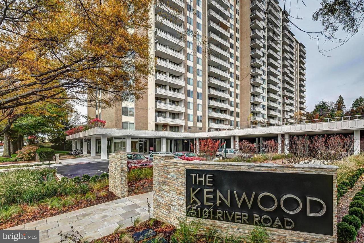 5101 River Rd #513
