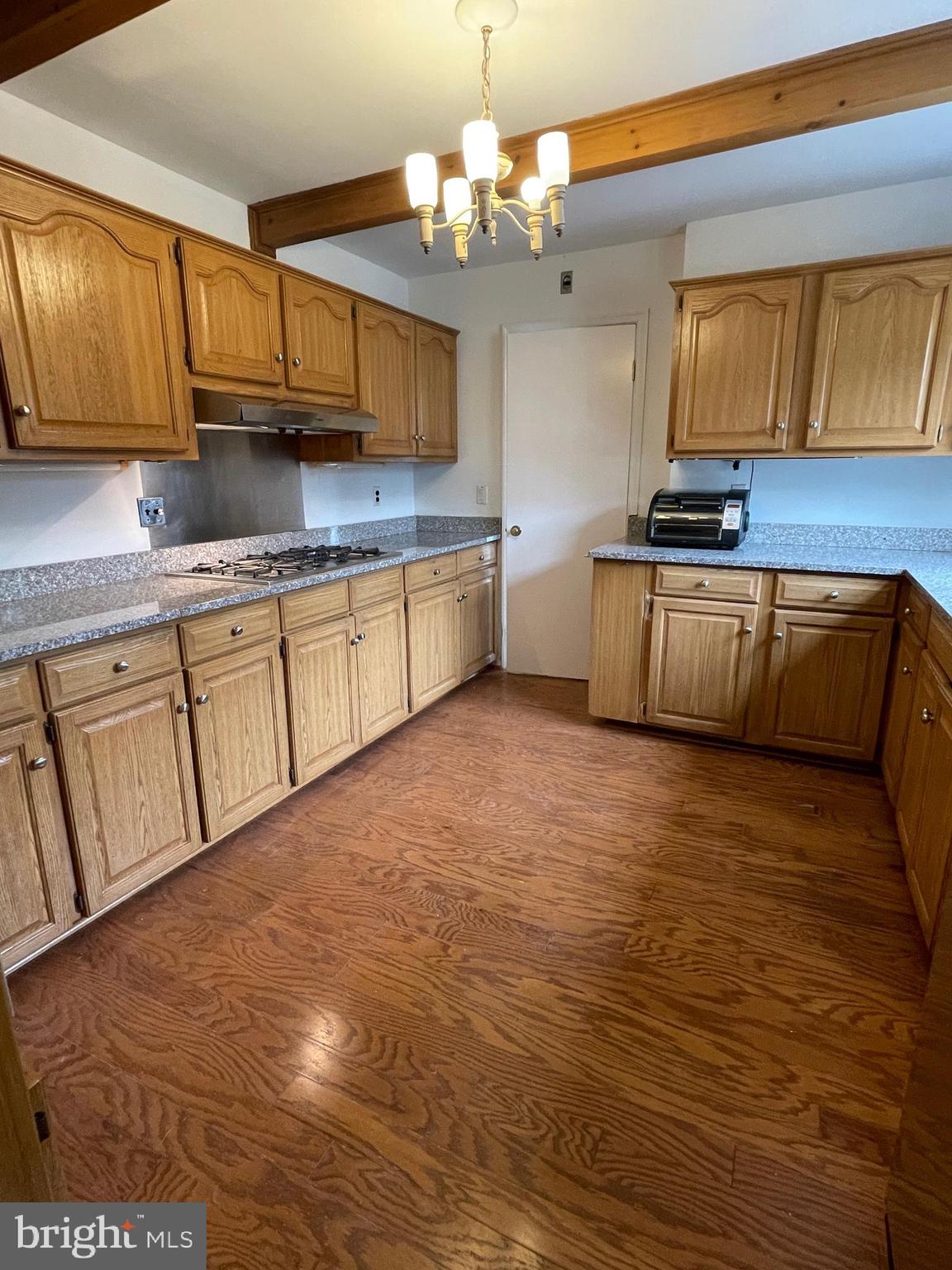 11713 Farmland Dr