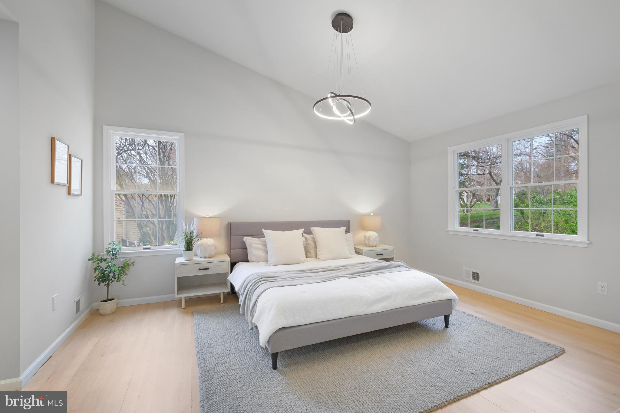 5713 Magic Mountain