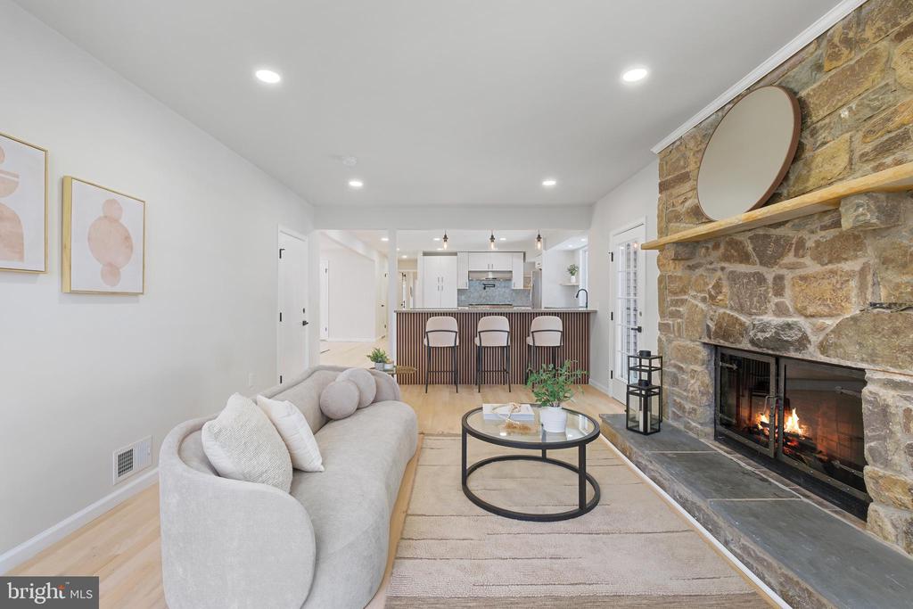 5713 Magic Mountain