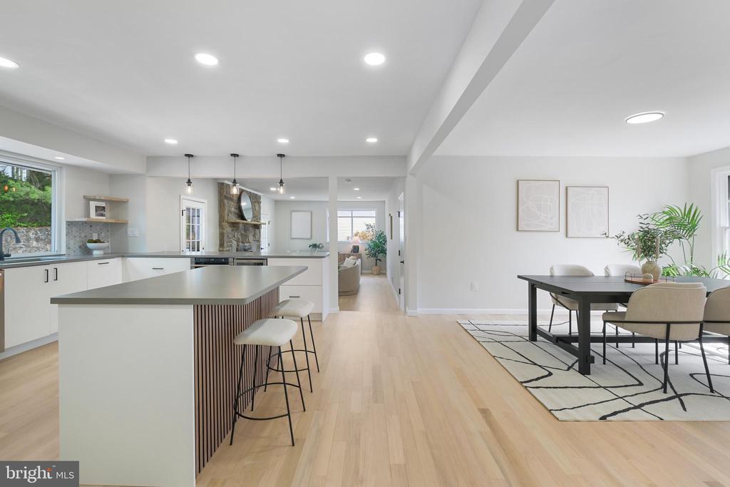 5713 Magic Mountain
